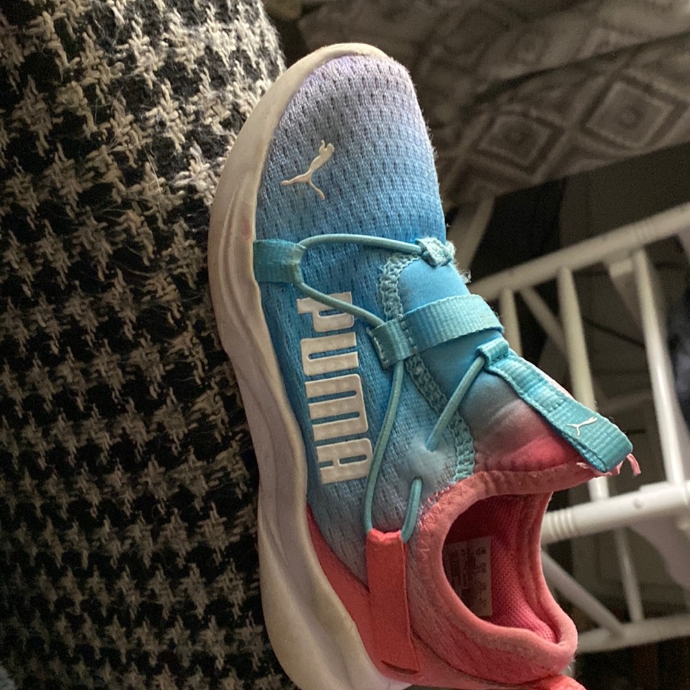 Puma children’s girl shoes size 13